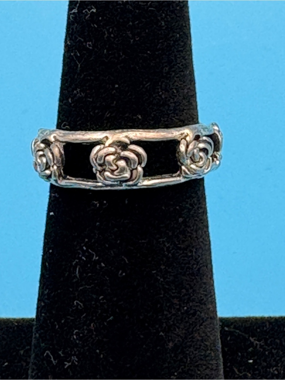 Rose Pattern Band Ring -